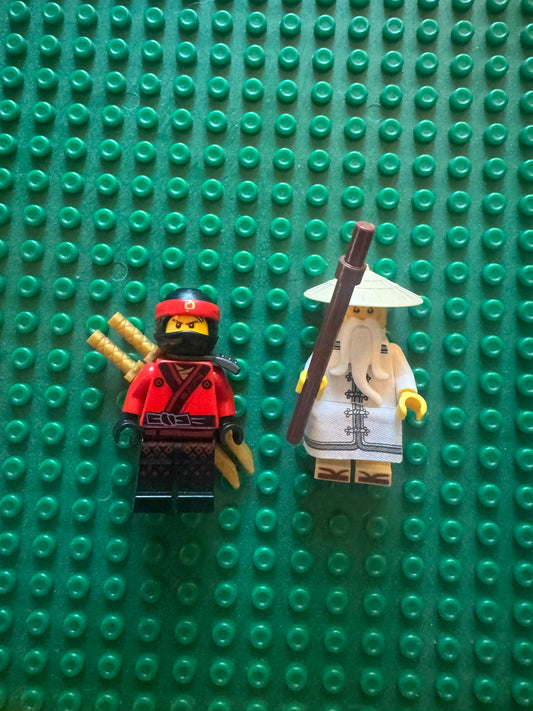LEGO NINJAGO Movie figs Kai + Sensei Wu